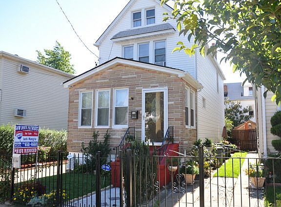 2nd image of 10934 167th St