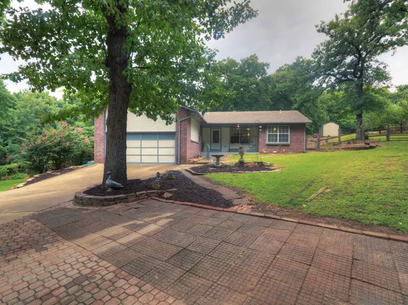 140 S 175th Ave W, Sand Springs, OK 74063