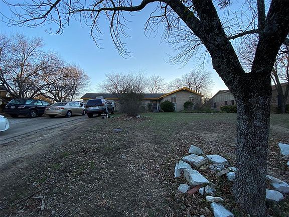 2nd image of 506 Roundtop Blvd