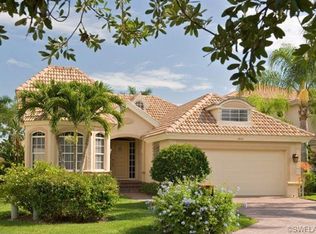 3840 Clipper Cove Dr, Naples, FL 34112