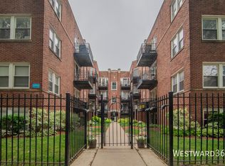 4334 N Sacramento Ave APT 3W, Chicago, IL 60618