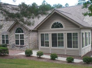 101 W Chelsea Ct, Southern Pines, NC 28387