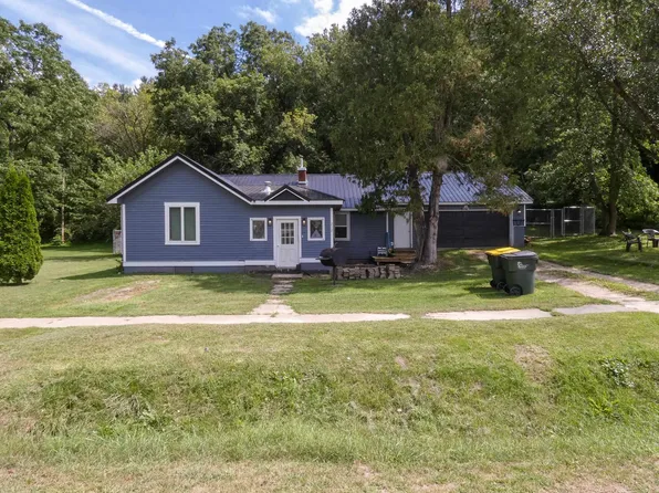 212 State Highway 131, Gays Mills, WI 54631