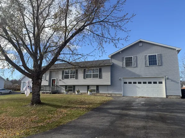 14 Homestead Dr, Plattsburgh, NY 12901