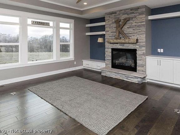 3rd image of 1506 Marion Country Club Dr