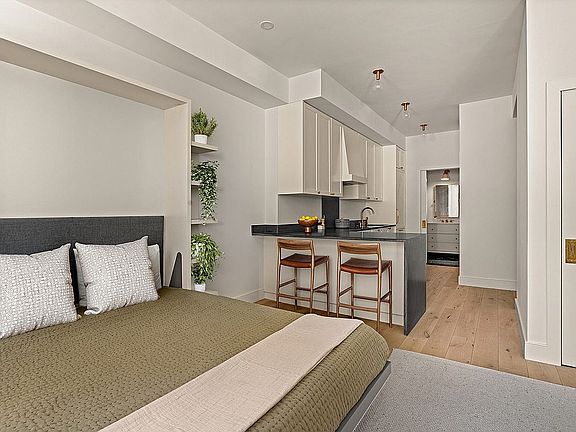 4th image of 350 Butler St APT 1D