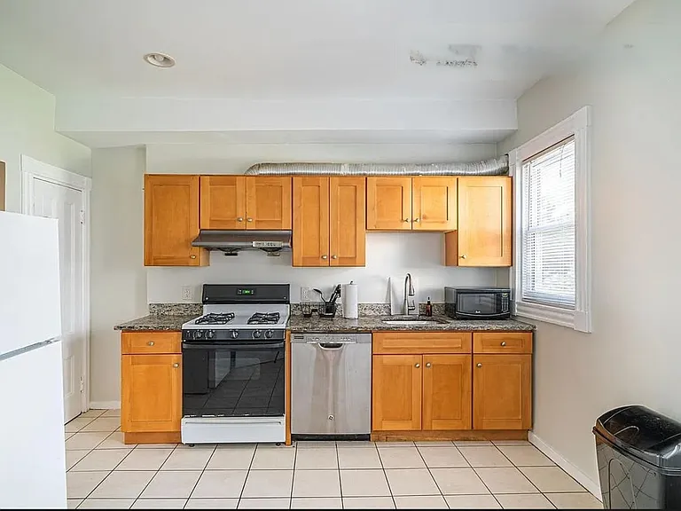 6 Haskell St — Photo 10