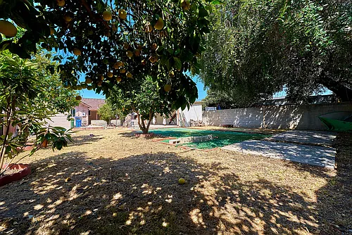 2837 W Avenue 33 Photo 1