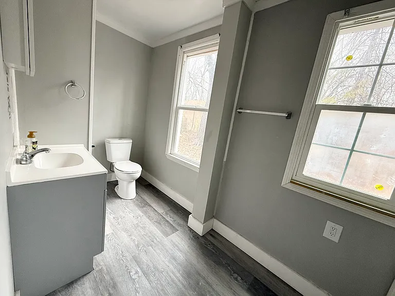 20500 McKishnie St — Photo 14