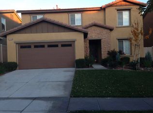 1105 N Iris Ave, Rialto, CA 92376