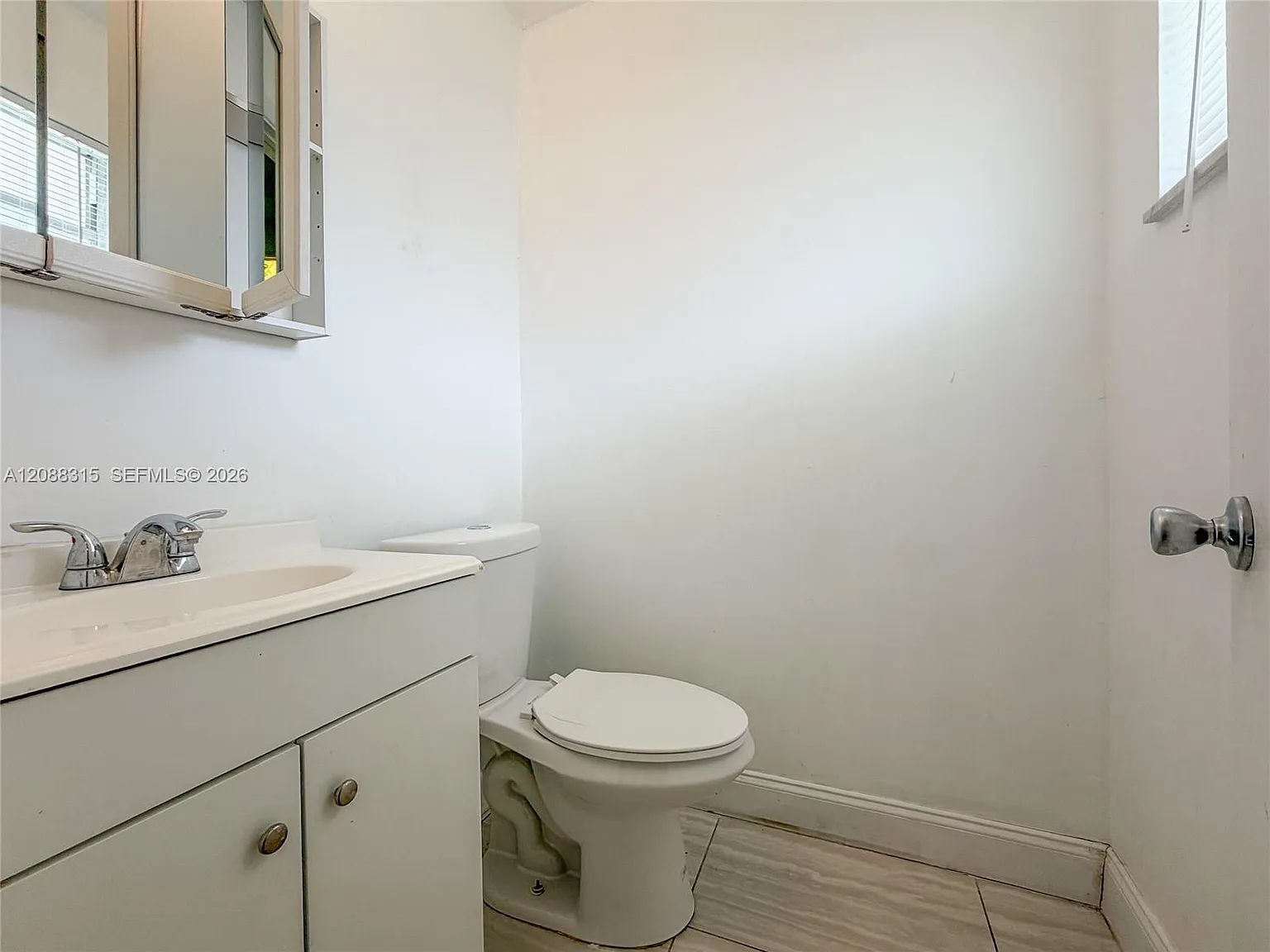 Oak Hills Condo No Iii — Photo 4
