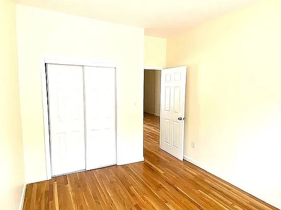 5th image of 360 Rutland Rd APT 1R