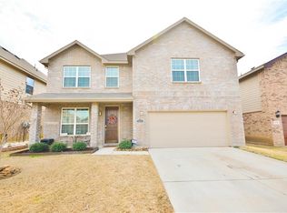 1536 Grassy View Dr, Fort Worth, TX 76177