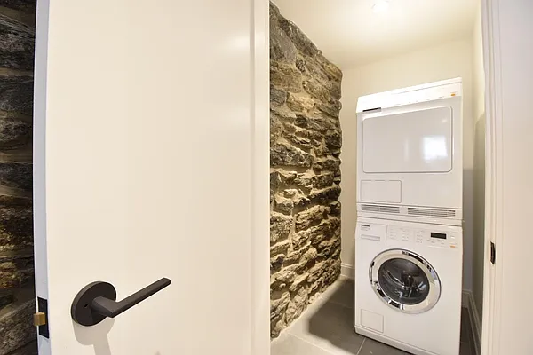 Rented by (Legacy) NY Quality Living Uptown | media 9
