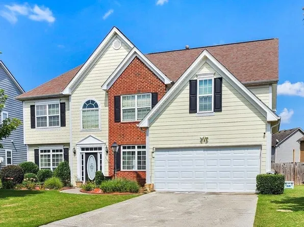 2374 Willow Shade Ct, Loganville, GA 30052