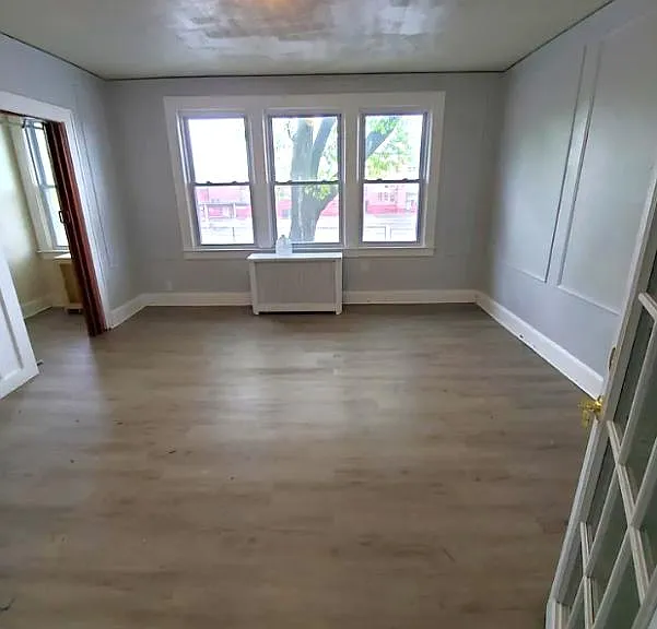 347 S Clinton St #1LA — Photo 4