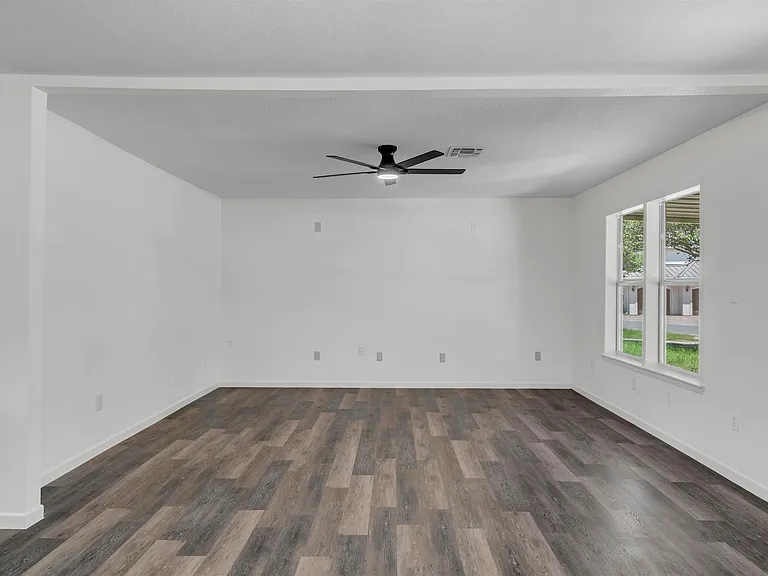 1803 Bluebonnet Ln — Photo 27