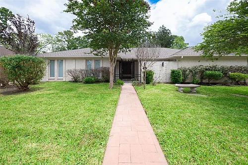 7546 Maple Tree Dr Photo 1