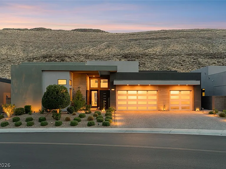 5201 Peak Climb Dr — Photo 70