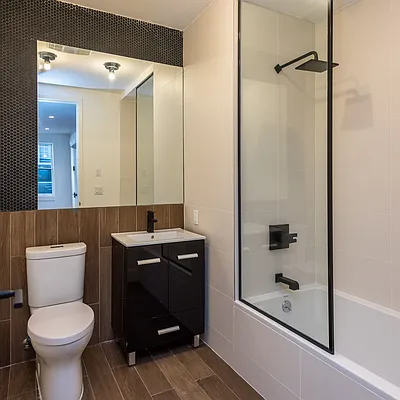 Rented by Nooklyn NYC LLC | media 44