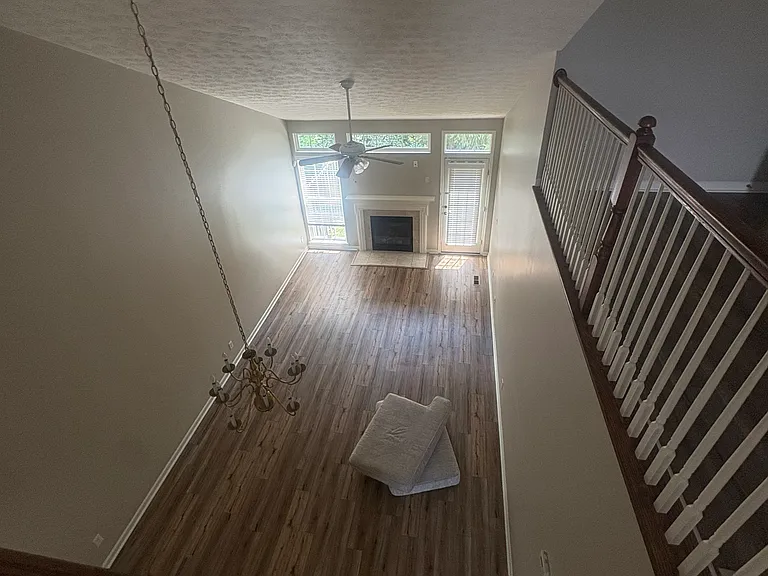 3839 Taft Ave — Photo 5