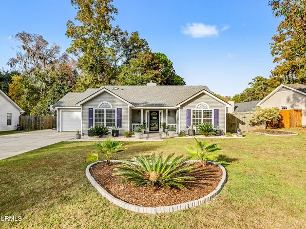 18 Ardmore Ave, Beaufort, SC 29907