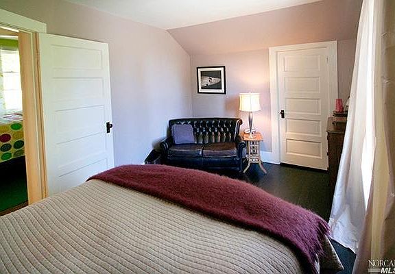 5th image of 1653 Alexander Court