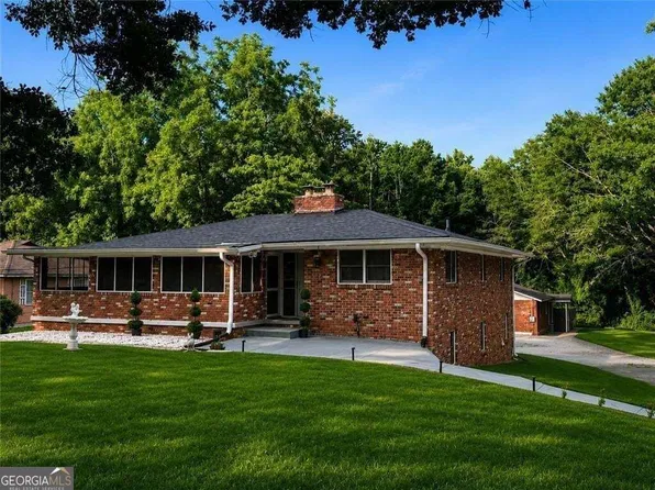 5656 Handley Blvd, Morrow, GA 30260
