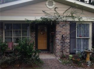 24 Flinn Dr, Savannah, GA 31406