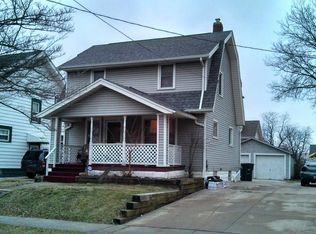 920 Rowe St, Akron, OH 44306