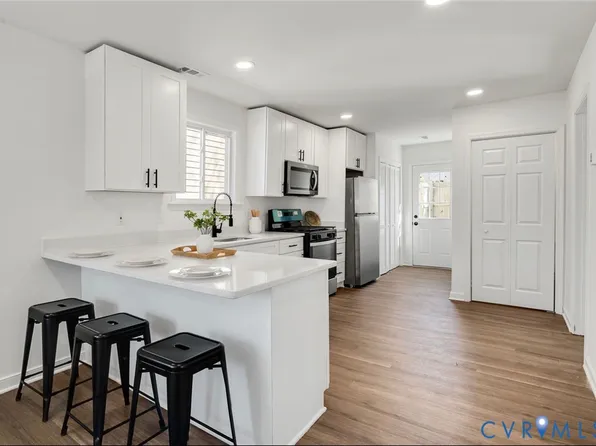 915 High Pearl St, Petersburg, VA 23803