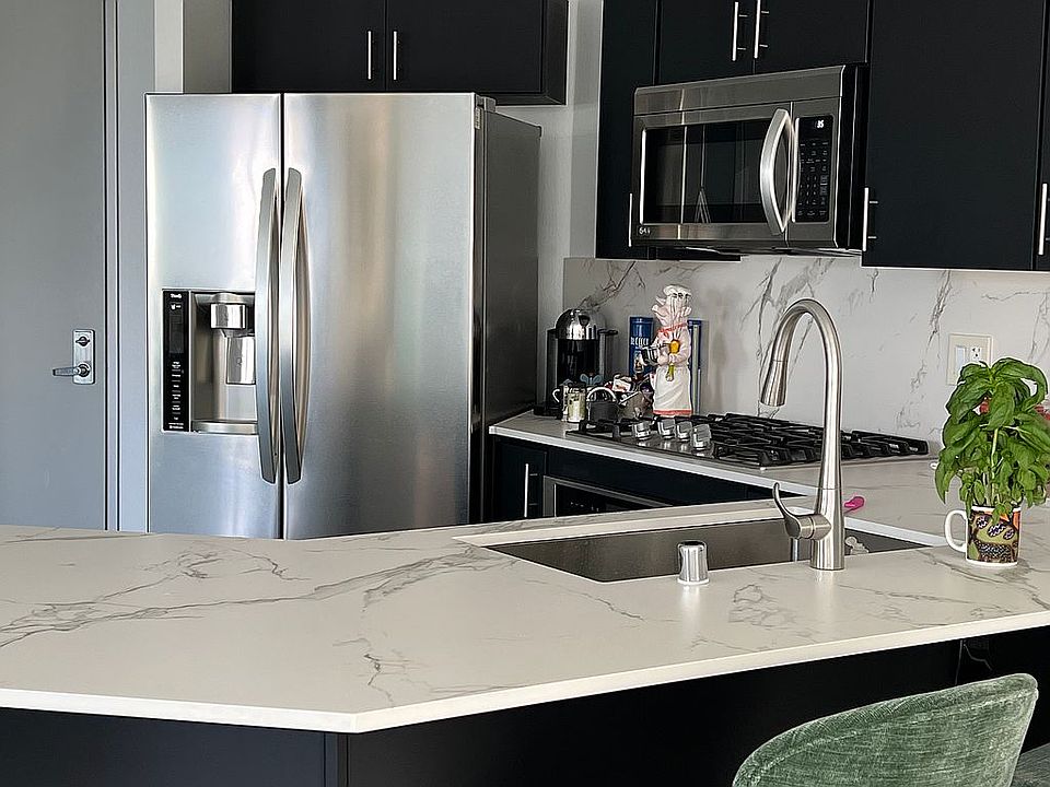 1st image of 285 W 6th St APT 408