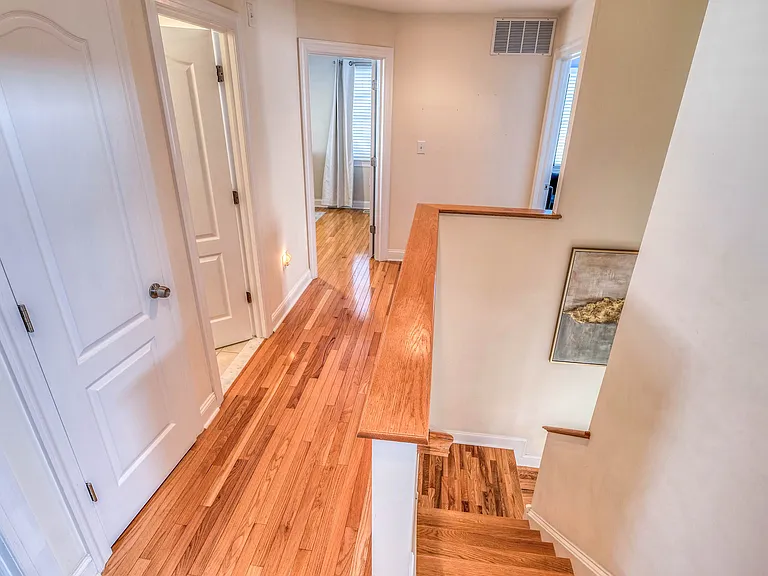 119 N Belmont Ave — Photo 27