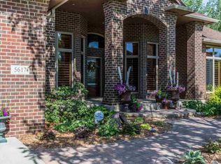 5617 S Frontier Trl, Sioux Falls, SD 57108