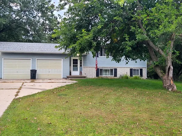 14695 Campusview Ct, Big Rapids, MI 49307