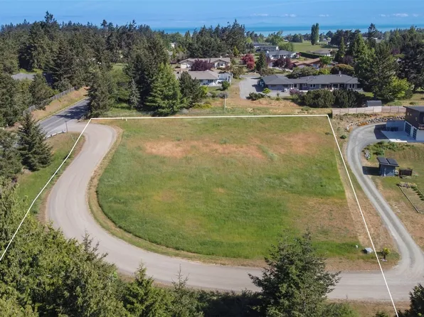 9999 Quiet Waters Lane, Sequim, WA 98382