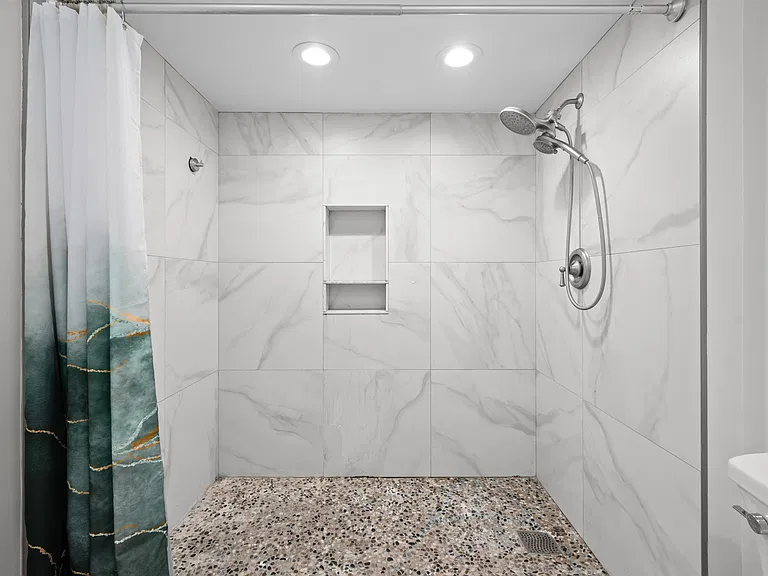 Primary En Suite New Bathroom