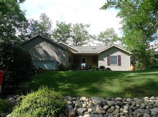 2015 Deepwood Dr, Farwell, MI 48622