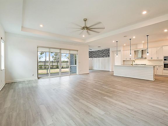 3rd image of 19308 Broad Shore Walk