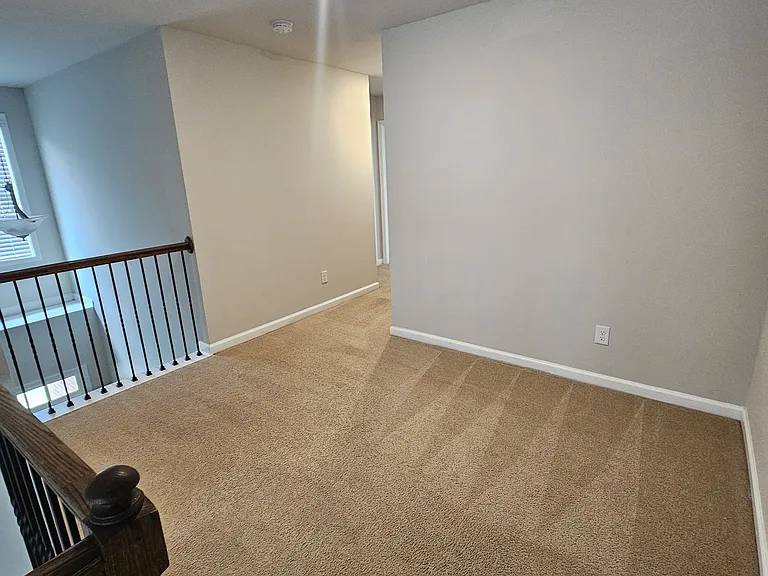 3263 Baylor Cir — Photo 7