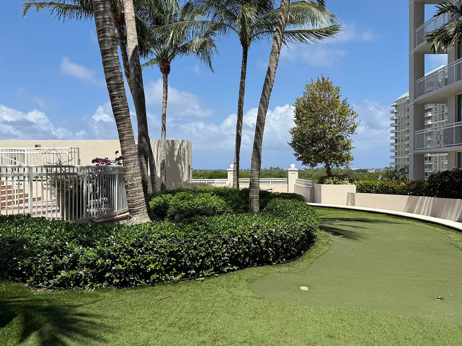 2 bed, 2.0 bath, 1194 sqft, $3,150 — Photo 4