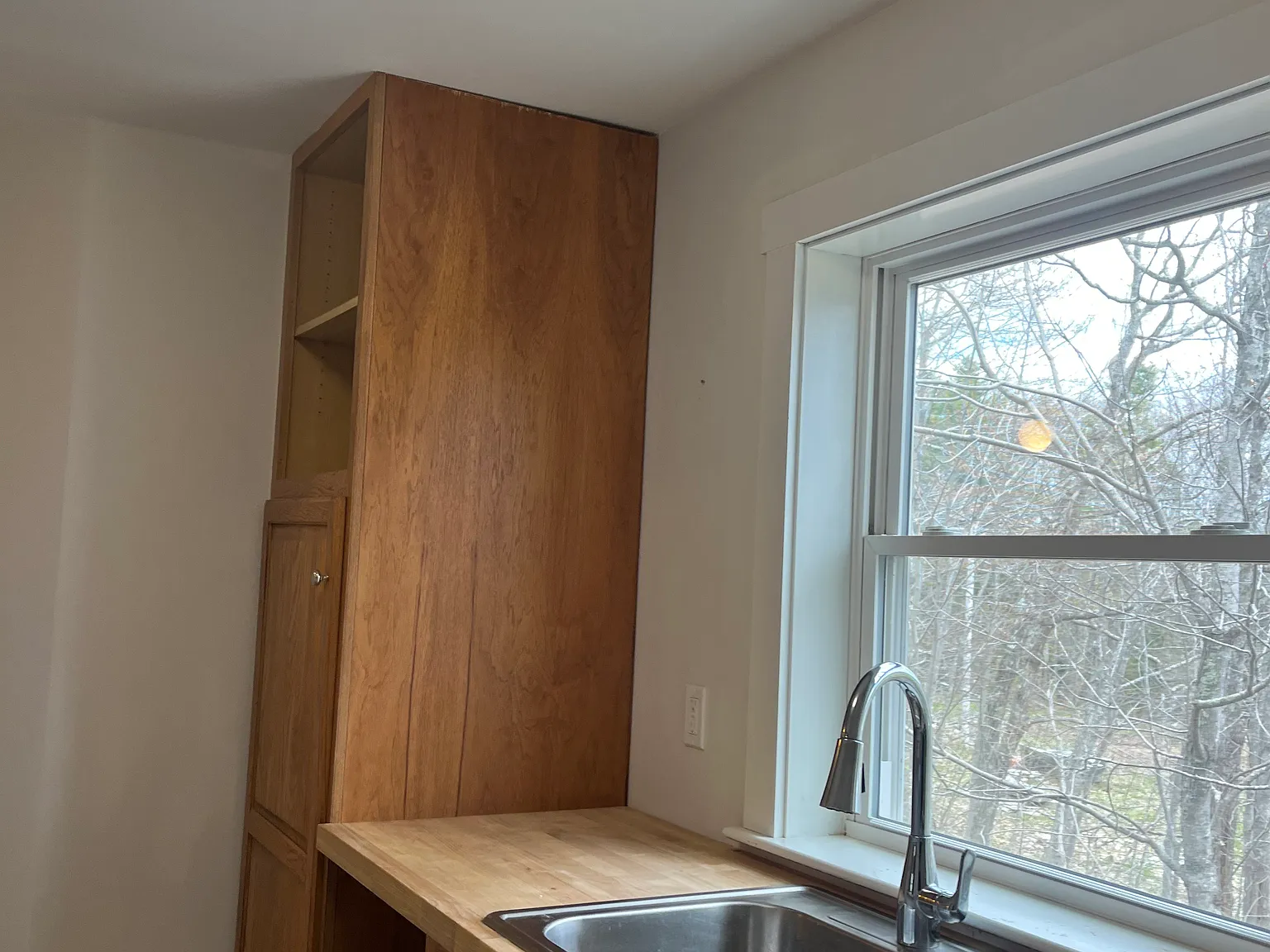 220 Meadow St — Photo 2