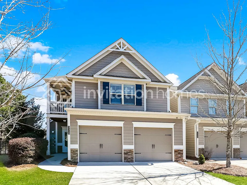 3552 Village Enclave Ln