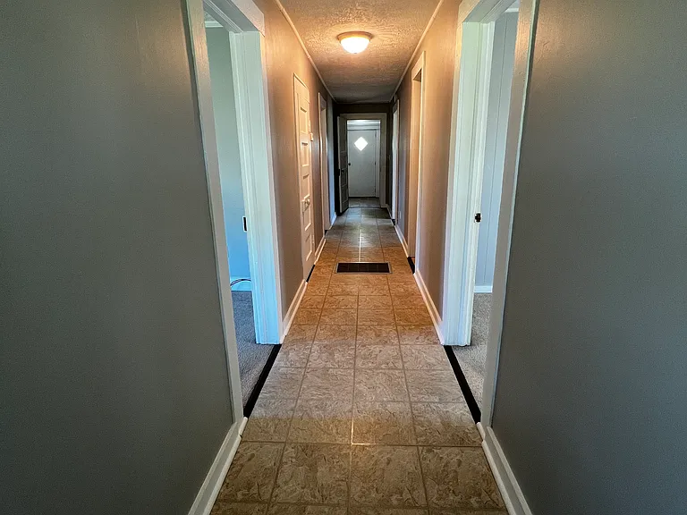 Beeswax Ln — Photo 2