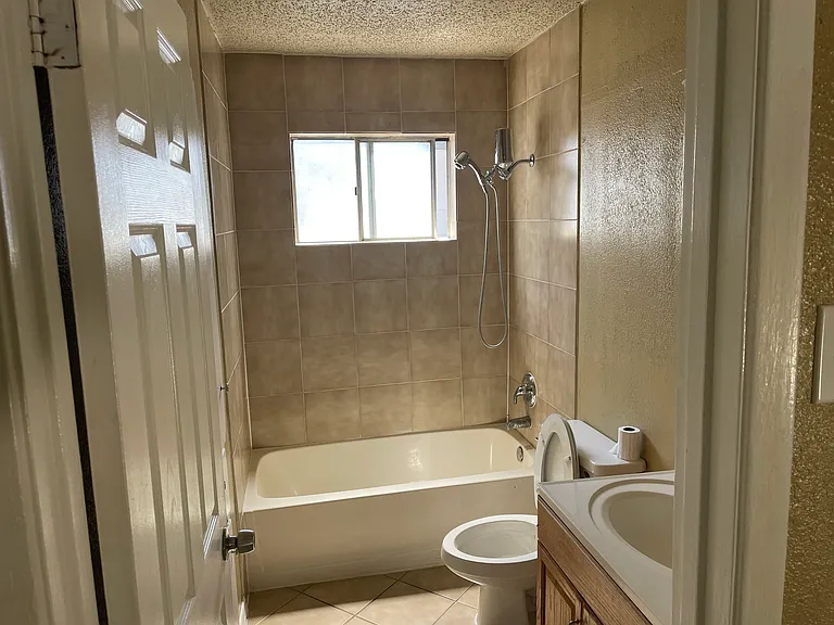 522 Fitch St — Photo 11