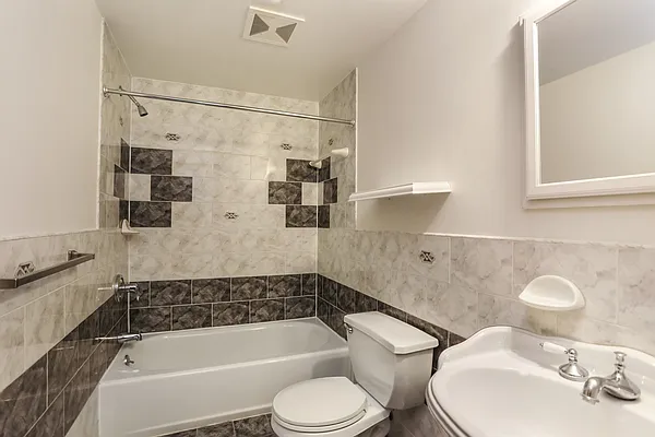 Rented by Corcoran | media 19