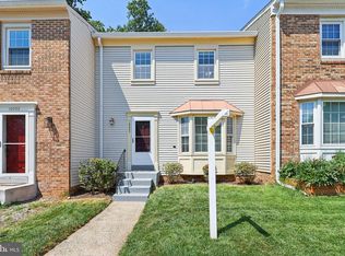 10220 Heron Pond Ter, Burke, VA 22015