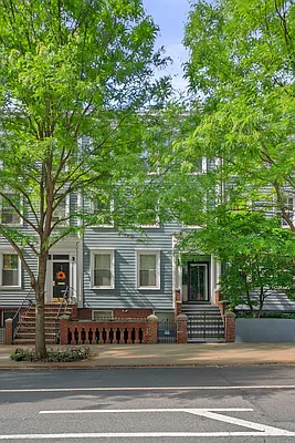 30 Bergen Street 