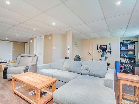 5th image of 1201 Rothesay Rd