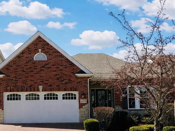 1519 Cattail Way, Saint Charles, MO 63303